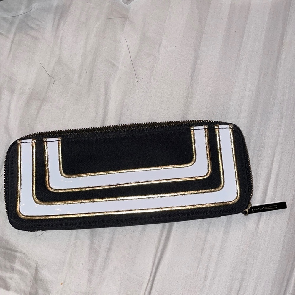 Mac cosmetics makeup brush pouch pencils